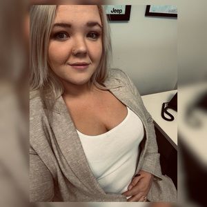 Meet your Posher, Makaila